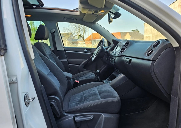 Volkswagen Tiguan cena 49999 przebieg: 210000, rok produkcji 2012 z Ostrów Mazowiecka małe 466